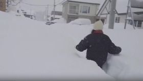 VIDEO Nivel record de zăpadă în Japonia. Cel mai intens val de frig din acest sezon a adus nămeți record în nordul țării